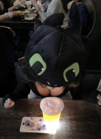 大人として、 自分が追い求めるもの、避けたいものはよく分かっています。 他人の視線