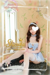 「番號 7095—白金💠」 ● 158/D/45kg/21歲 ● 標籤：#東京 /可愛JK