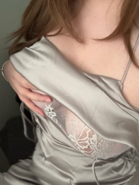 假期要來擁抱她嗎？🥵